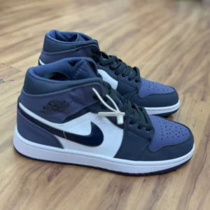 Air Jordan Roxo